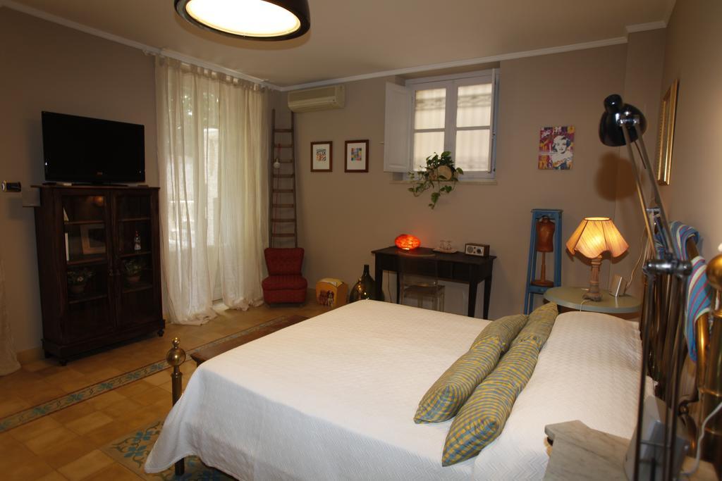 La Casa Di Dadda Hotel Messina Room photo